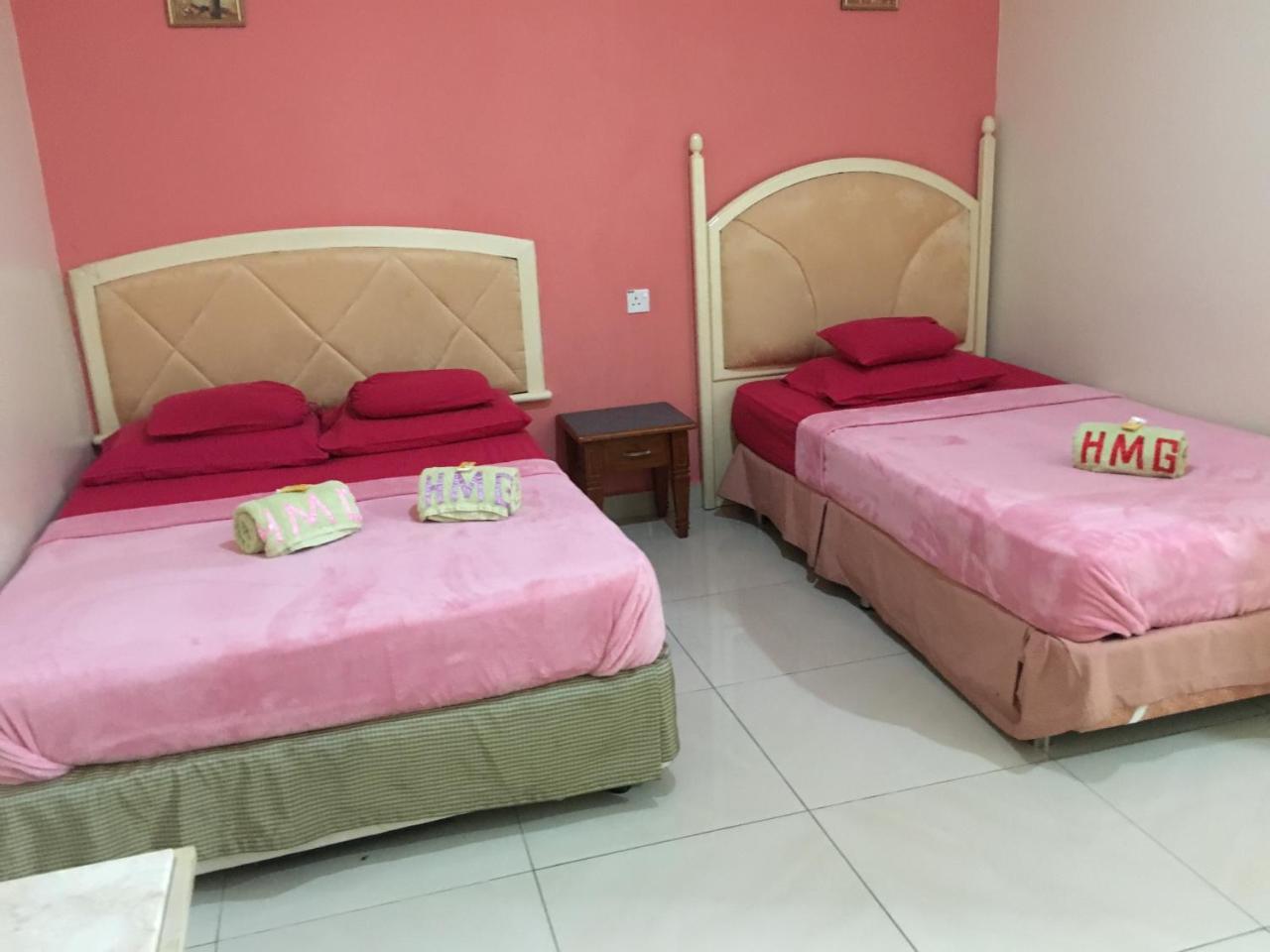Hotel Morning Glory Кудат Экстерьер фото